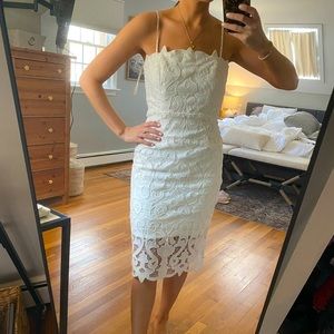BARDOT LINA LACE DRESS IN IVORY